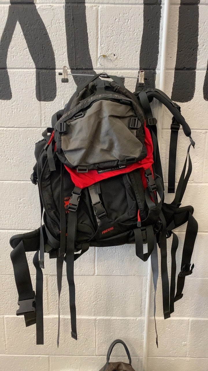 Osprey Vector 2 Finesse Backpack S Black/Red
