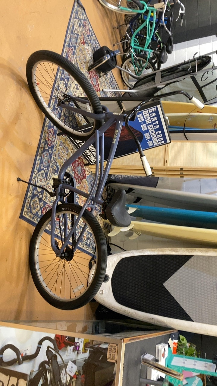 Felt AKA 29 Bike Grey