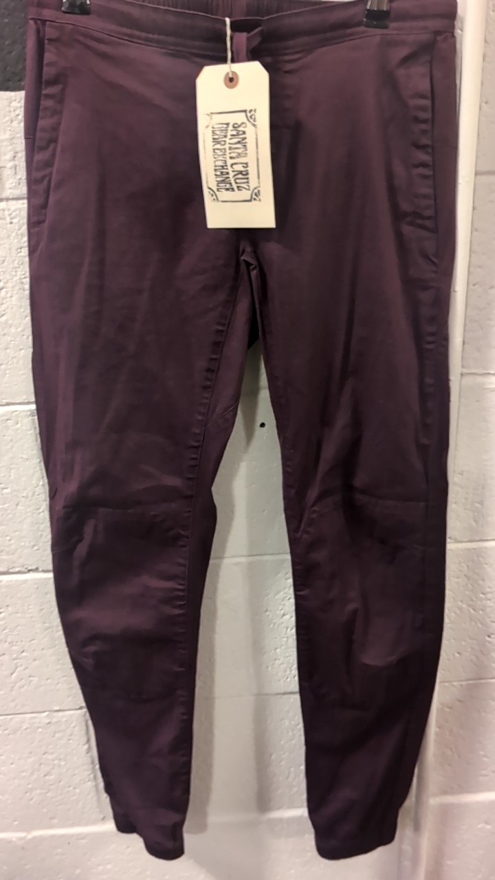 Black Diamond Pants (Joggers) XS Burgandy