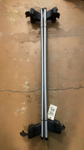 Thule 754/480 Towers w/ Thule ARB47 AeroBlade 47" Crossbars Roof Rack (No Locks/Keys)