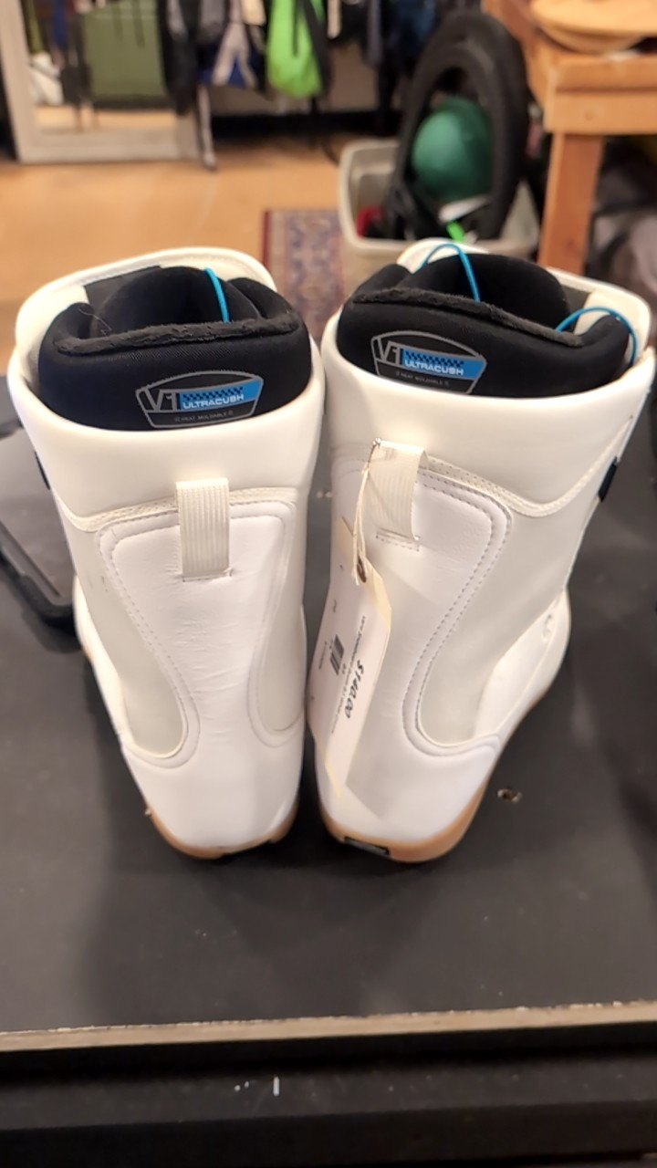 Vans Snowboard Boots 8.5 White Encore