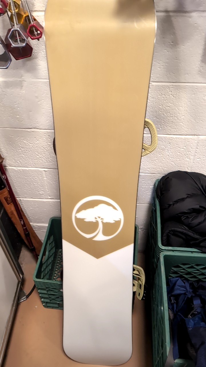 Arbor Snowboard 147cm Poparazzi w/ Hemlock Bindings