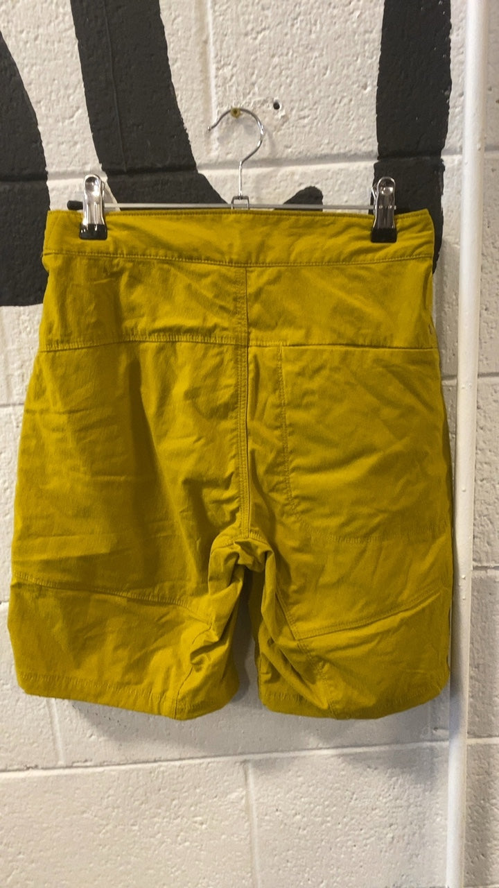 MEC Shorts 30 Yellow