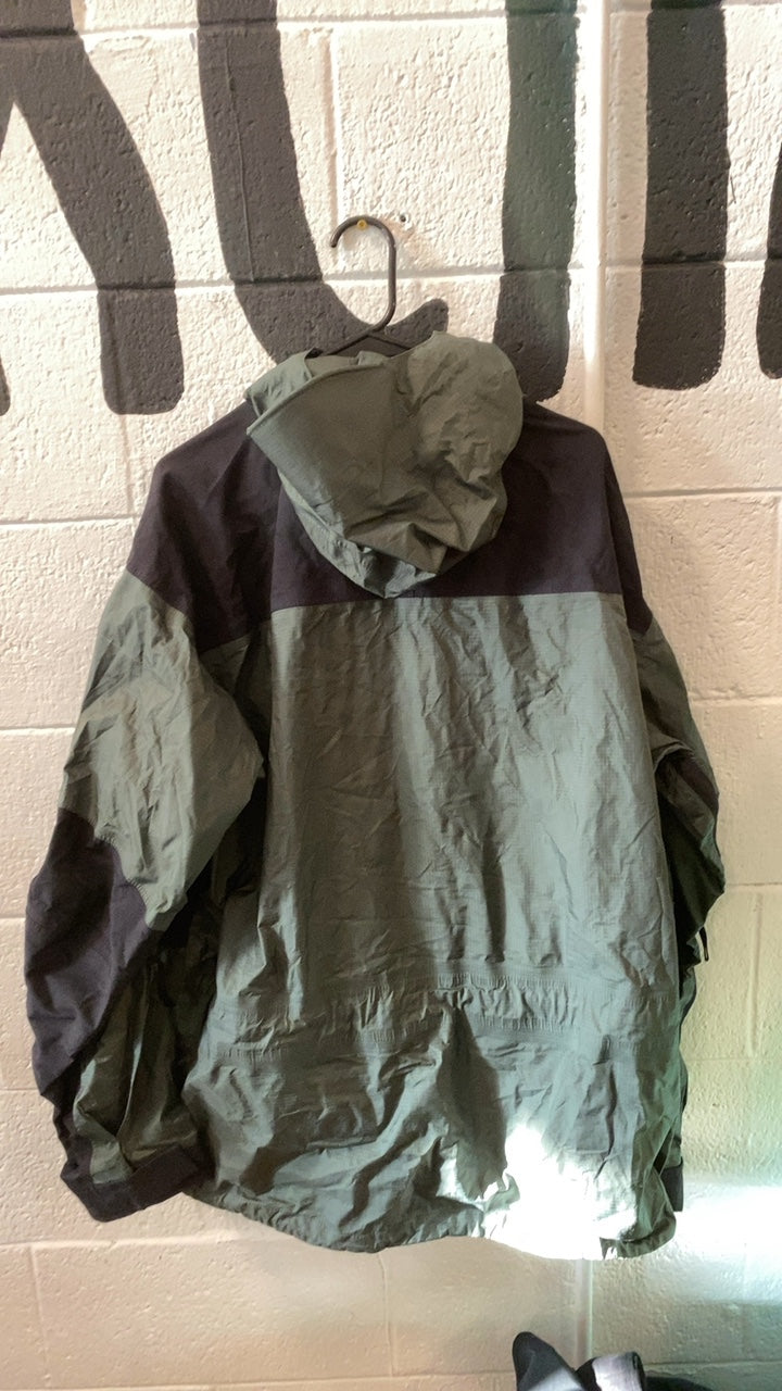 Mountain Hardwear Gore-Tex XCR Jacket L Green/Black