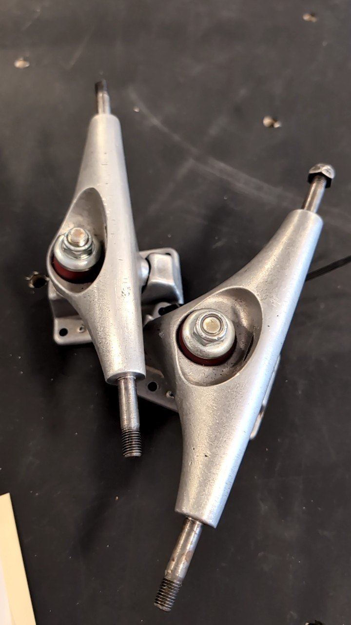 Carver Skateboard Trucks C4