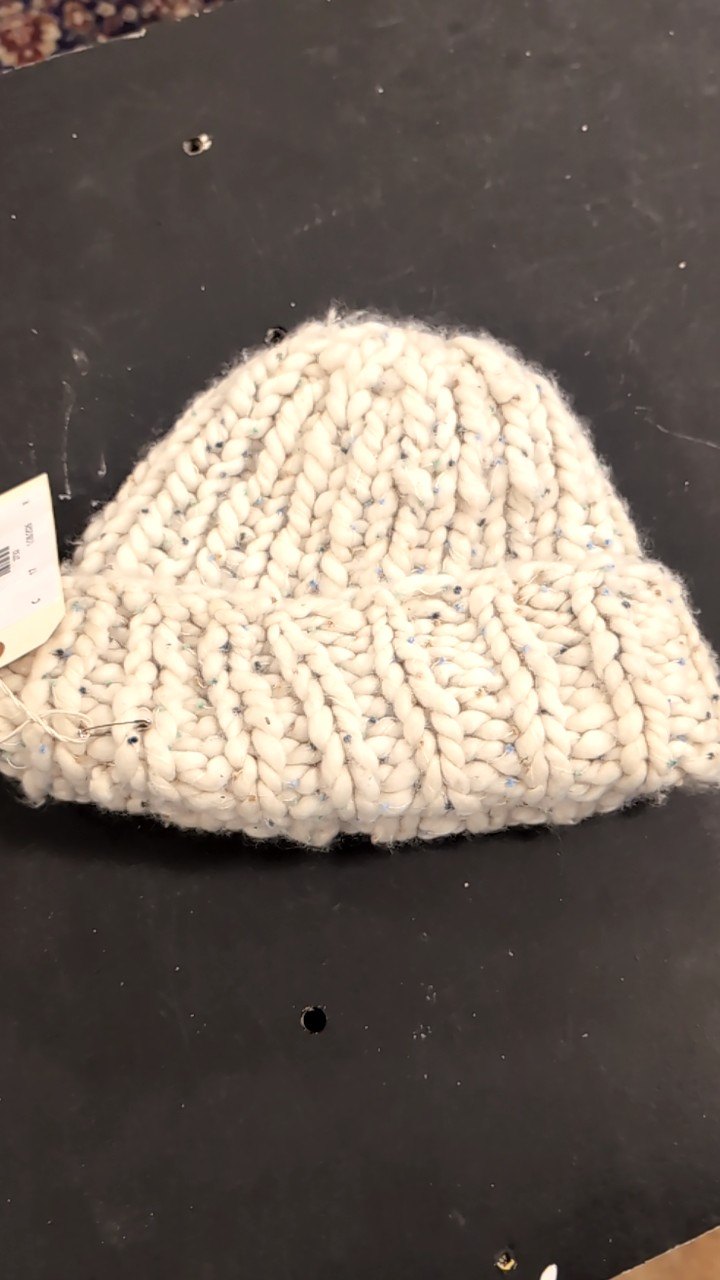 Hat (Beanie) White Knit