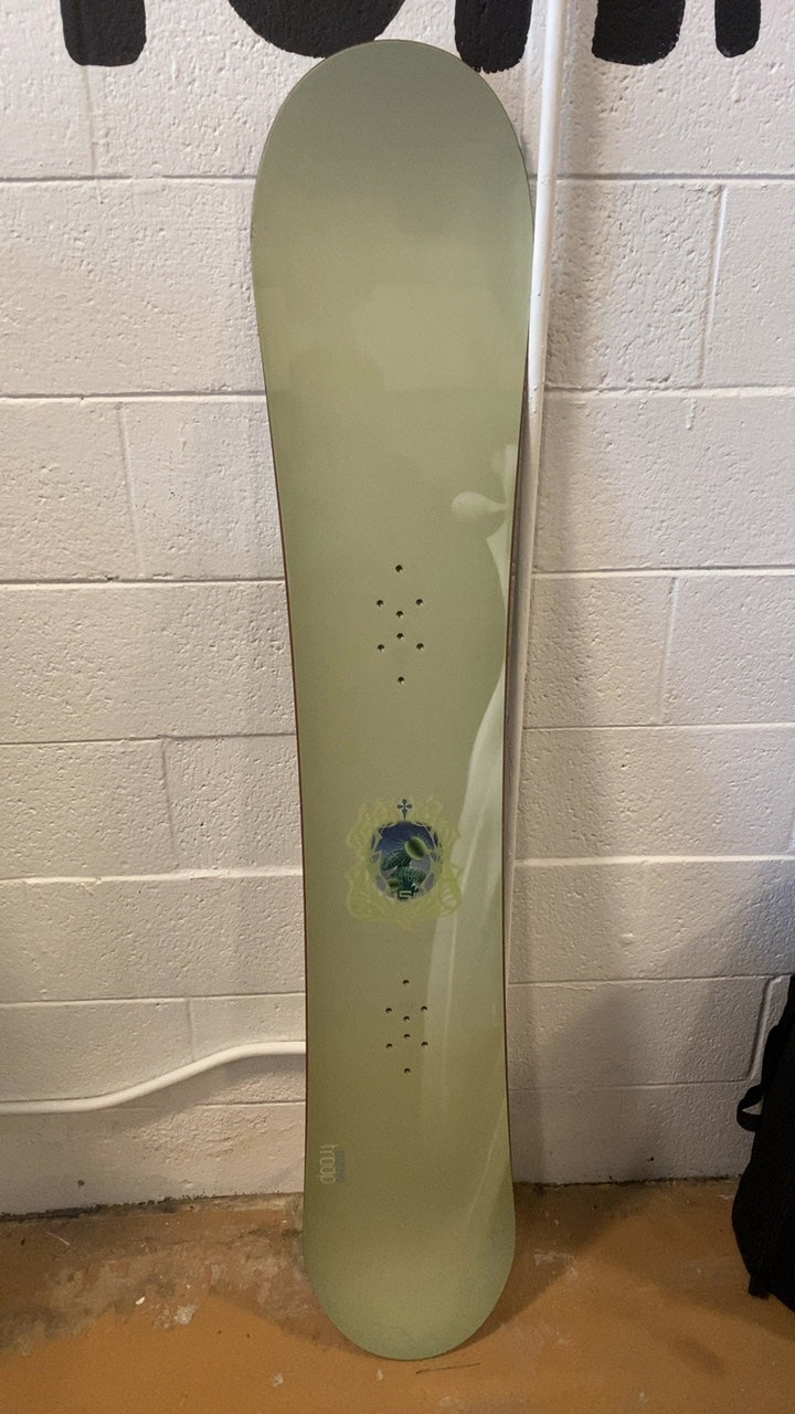 2004 Burton Troop Snowboard 155cm green