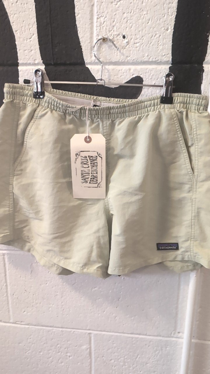 Patagonia Shorts M Green Baggies