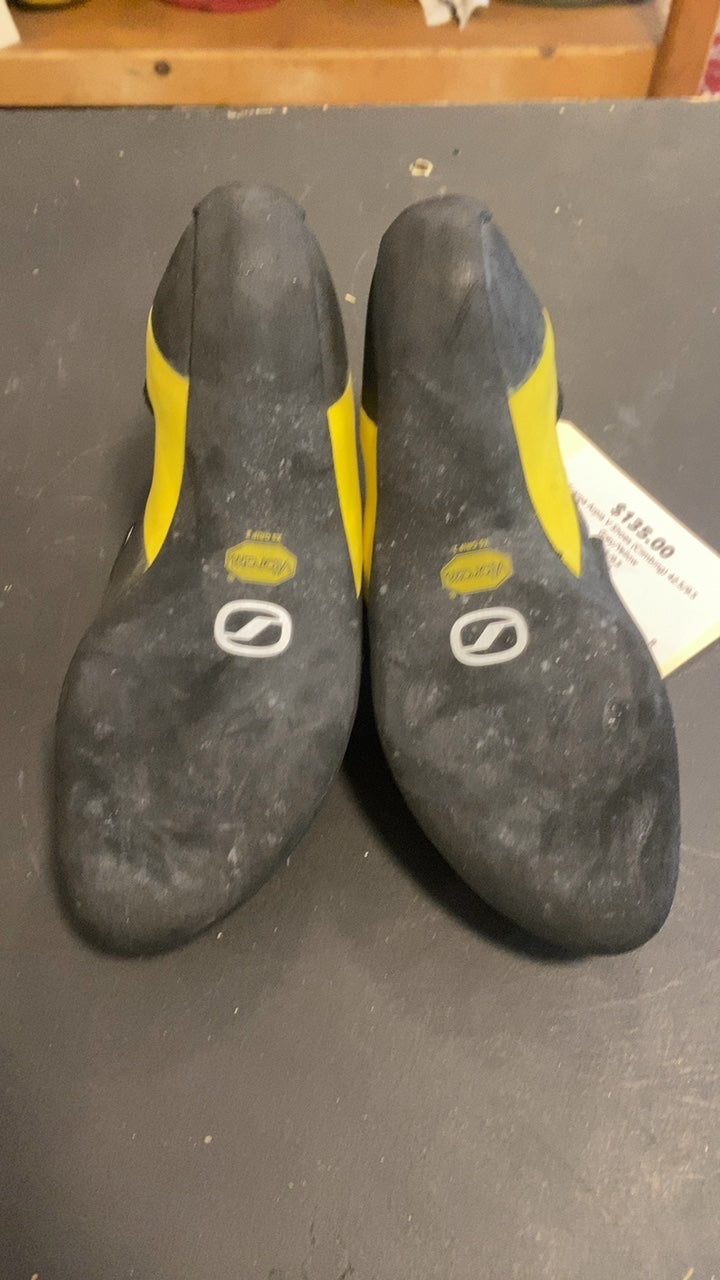 Scarpa Arpia V Shoes (Climbing) 42.5/9.5 Grey/Yellow