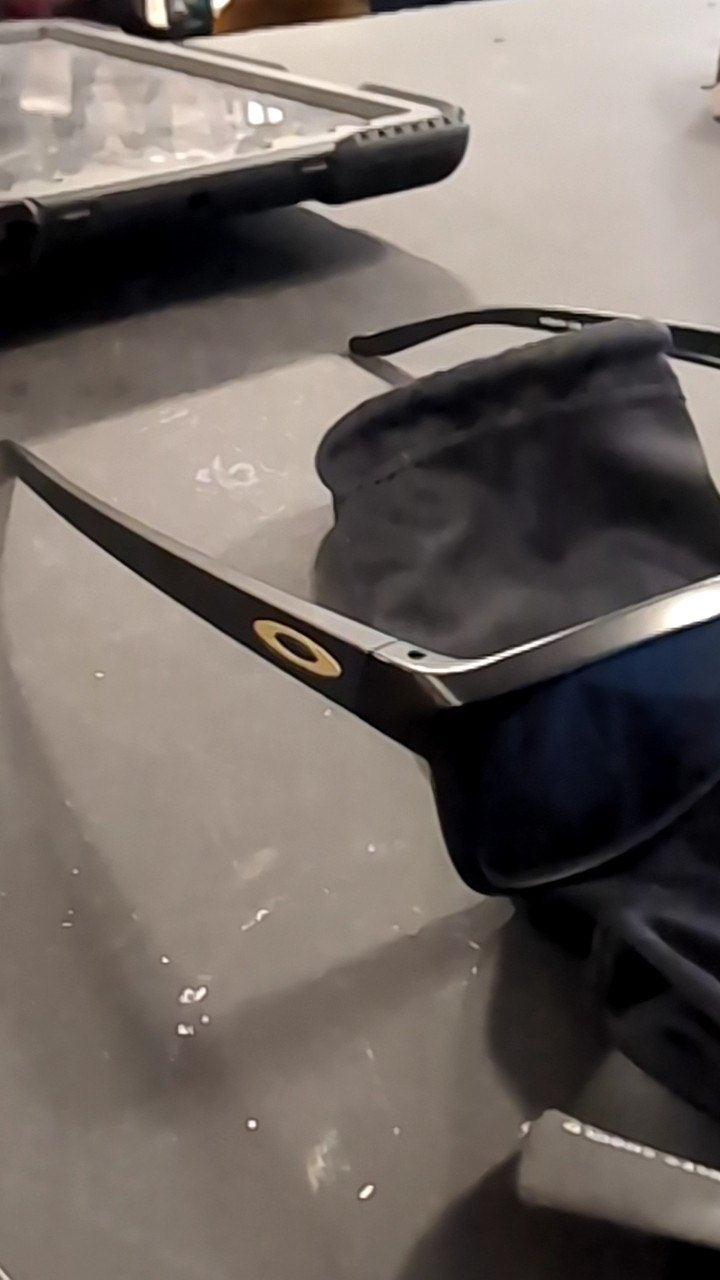 Oakley Sunglasses Black Manorburn Blue Lenses