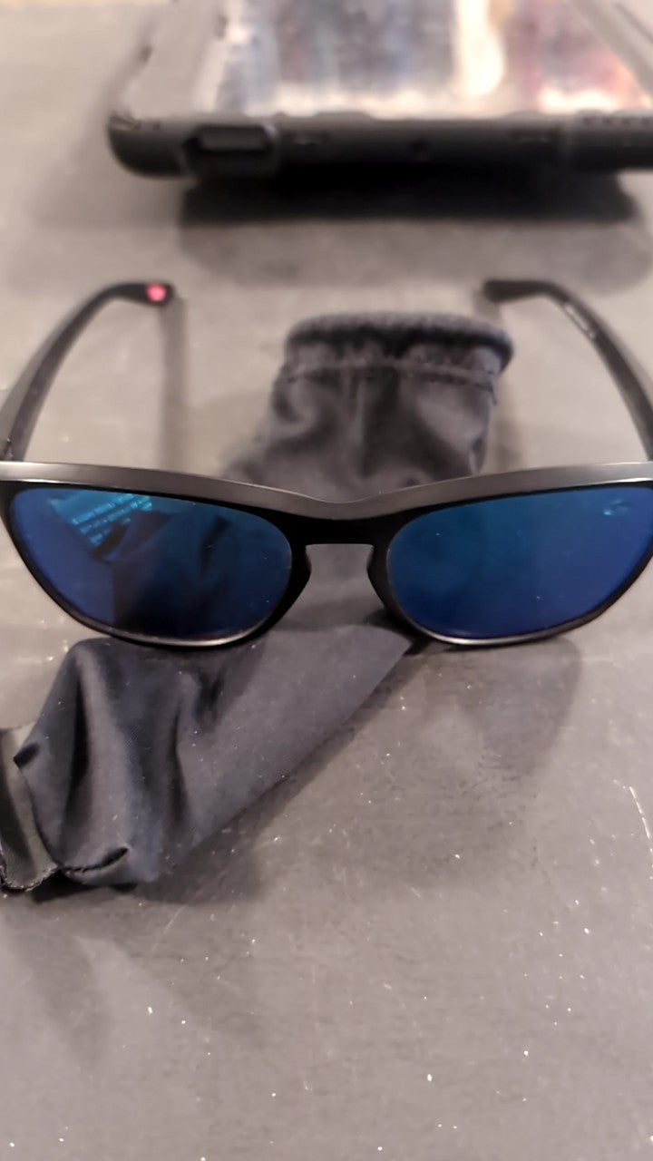 Oakley Sunglasses Black Manorburn Blue Lenses