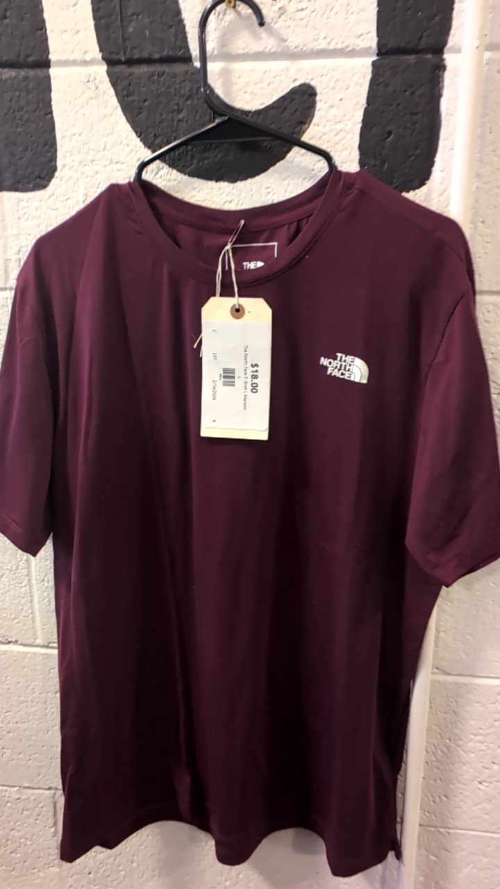 The North Face T-Shirt L Maroon