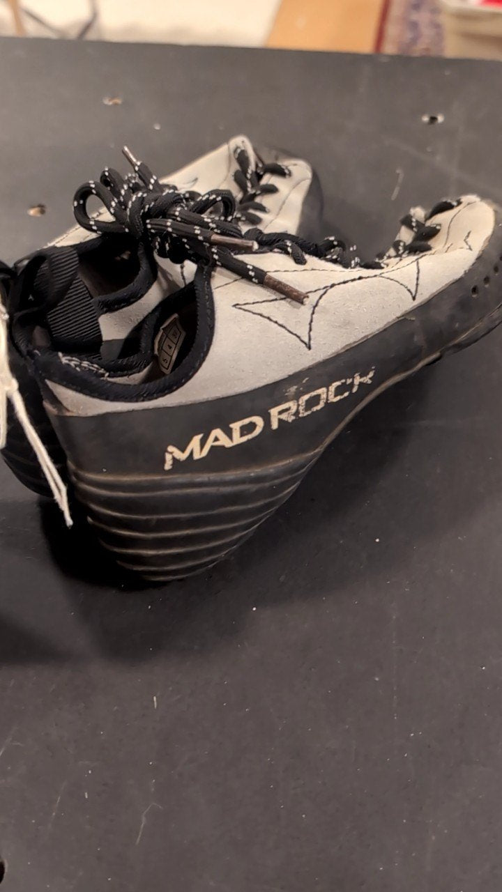 Mad Rock Shoes (Climbing) 37/5 Leather Pheonix