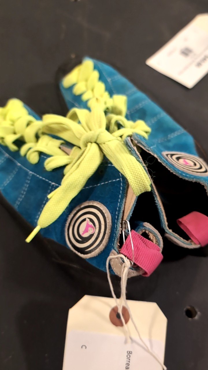 Borreal Shoes (Climbing) 6.5/38.5 Blue Leather Green Lace