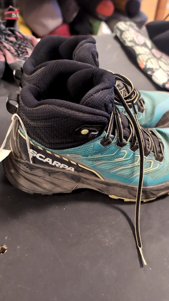 Scarpa Shoes W7.5/39 Blue Rush Mid GTX