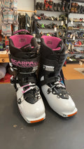 New Scarpa Gea RS Ski Boots M 24 Black/White/Pink