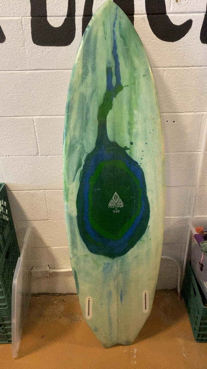 Midtown x TVM Surfboard (Short) 5'6"