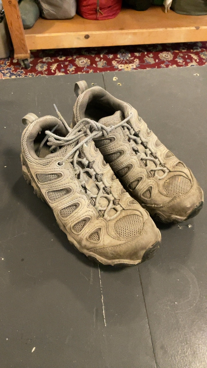 Oboz Shoes (Hiking Boots) W9/40 Brown