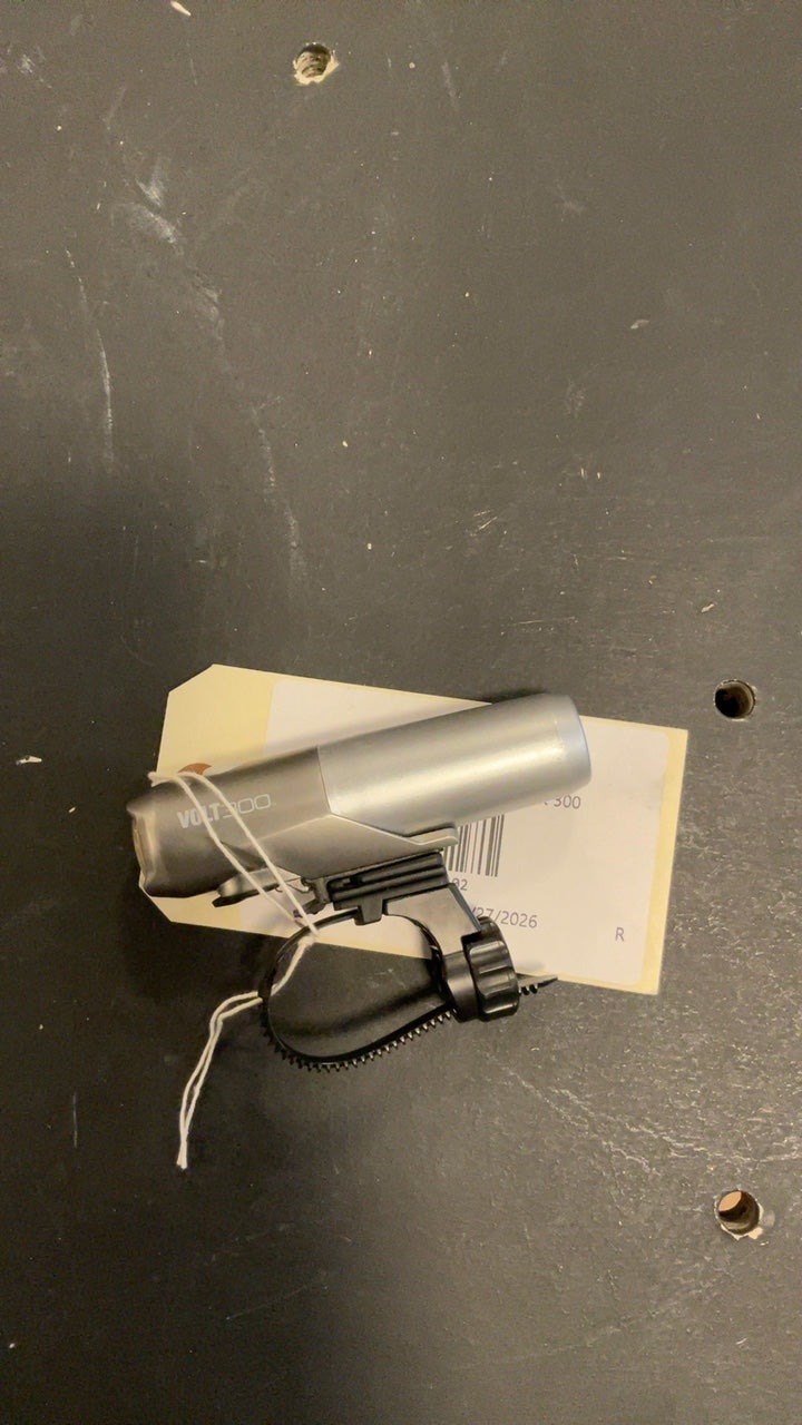 Cat Eye Bike Light Grey Volt 300