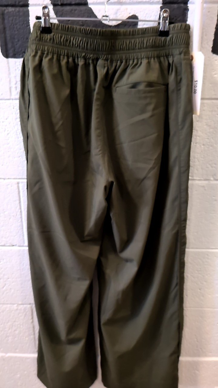 Old Navy Joggers L Green Never Not Hustling