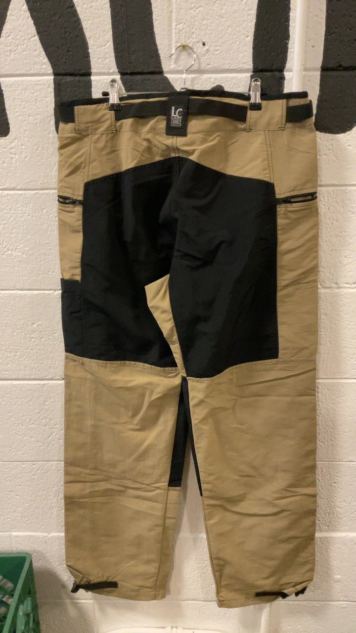 Last Chance Sportswear Pants 34 Beige/Black