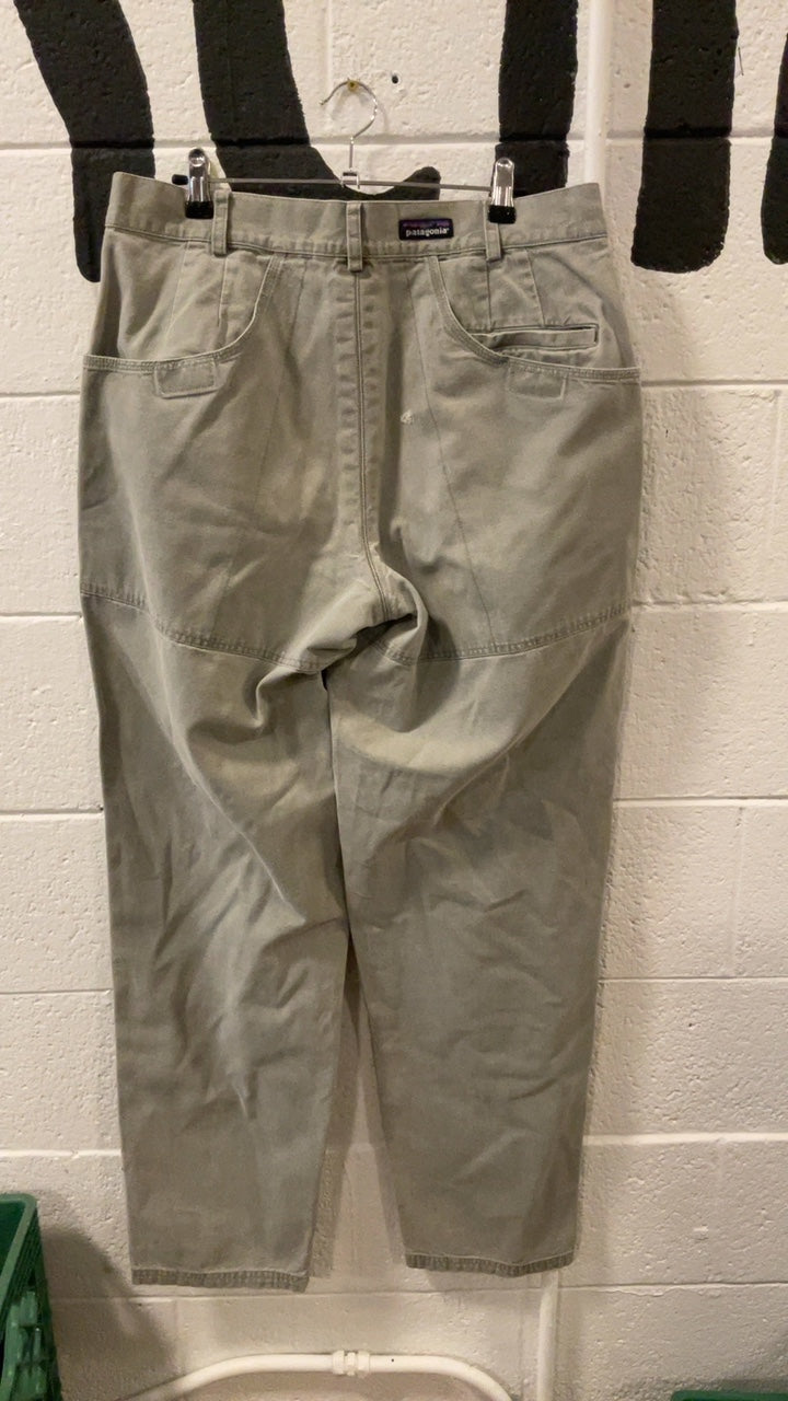 Patagonia Stand Up Double Knee Pants 33 Light Grey