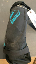 Seven iDP Pads L Black/Blue Elbow/Forearm