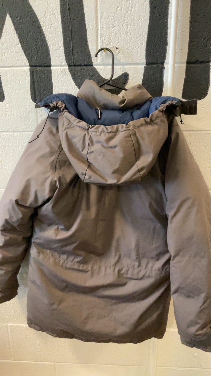 The North Face Mountain Down Jacket (Full Zip/ No Hood) L Grey/Blue