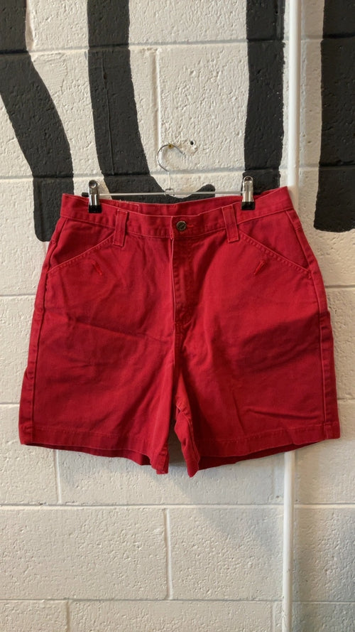 Authentic Clothing Shorts M Red