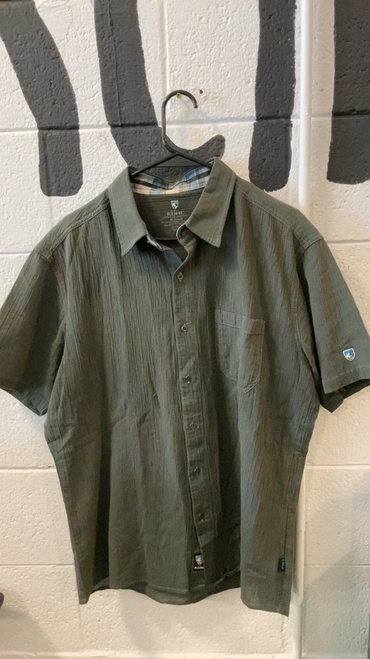 KUHL T-Shirt XL Green Button Down