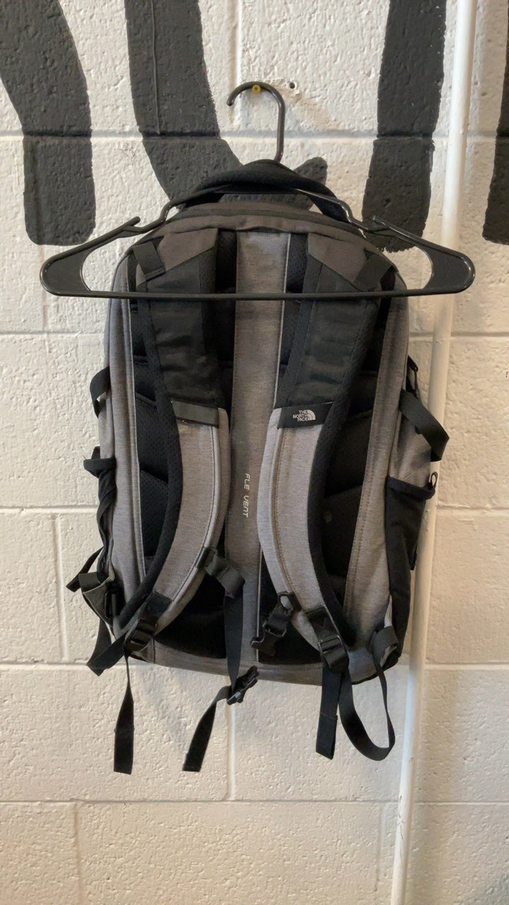The North Face Recon Backpack Grey/Black