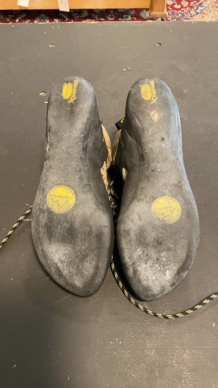 La Sportiva TC Pro Shoes (Climbing) 8/40.5 Beige/Black