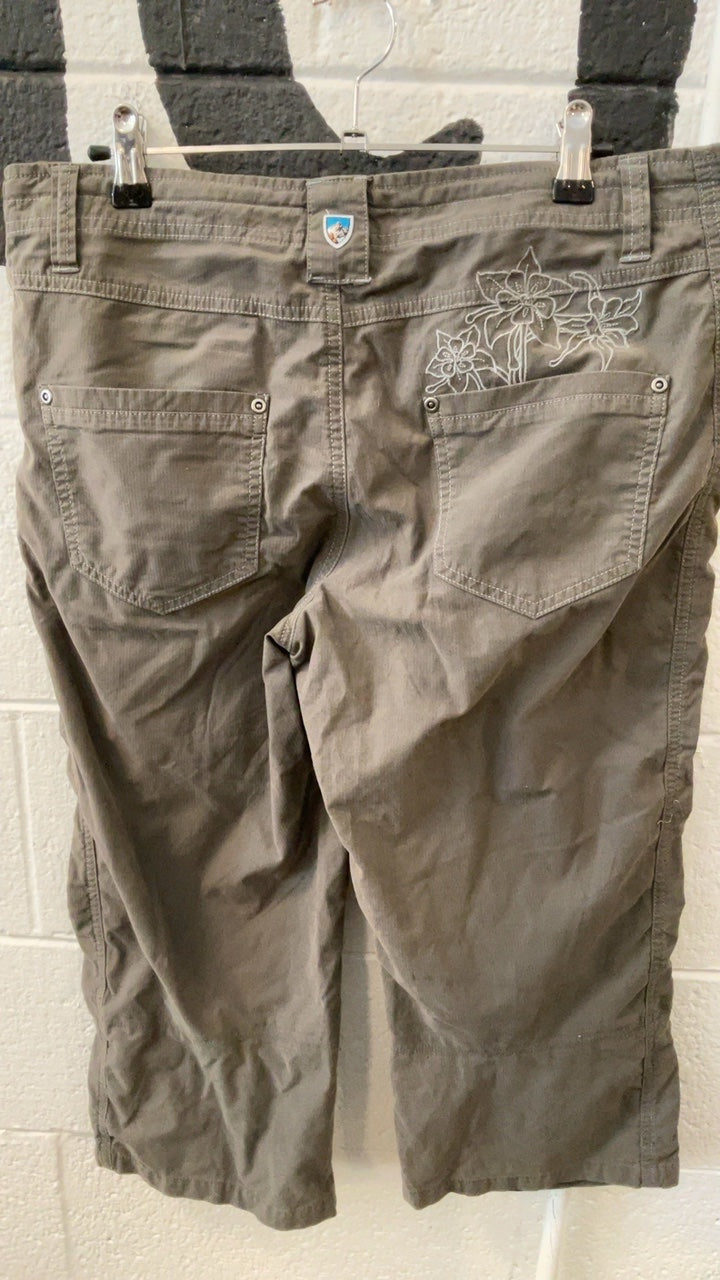 KUHL Pants 10 Grey Cargo Capri