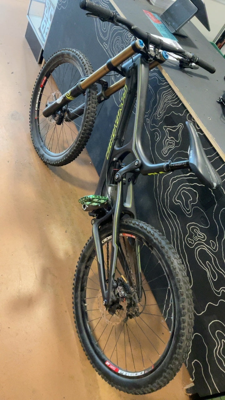 2015 Santa Cruz Bike L Black V10