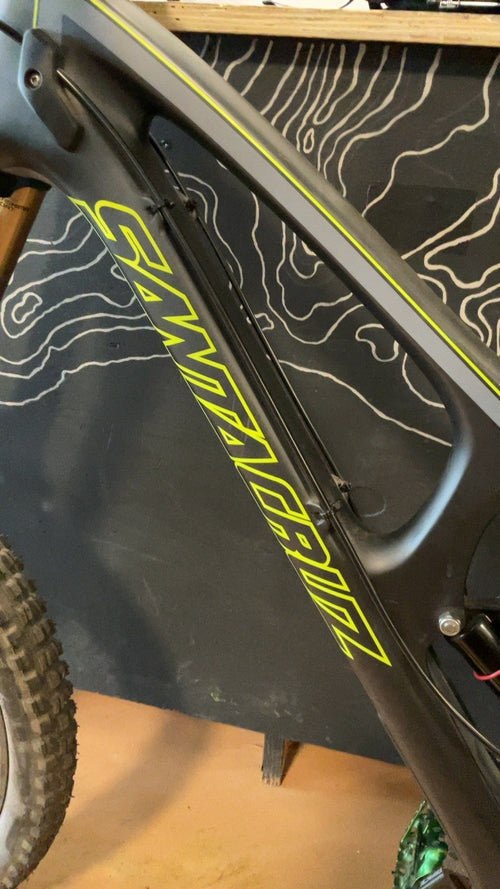 2015 Santa Cruz Bike L Black V10