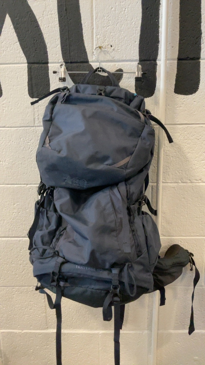 REI Traverse 60L Backpack L Blue