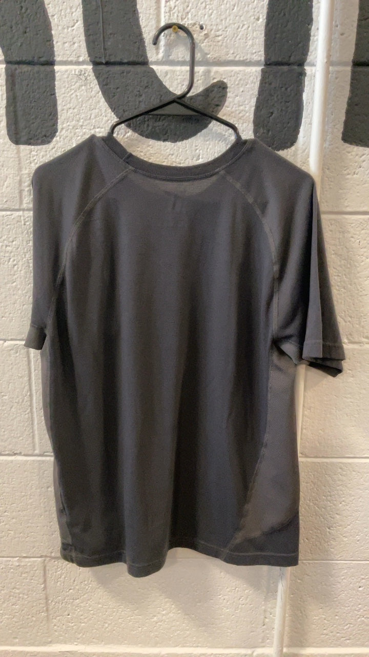 The North Face Shirt M Grey