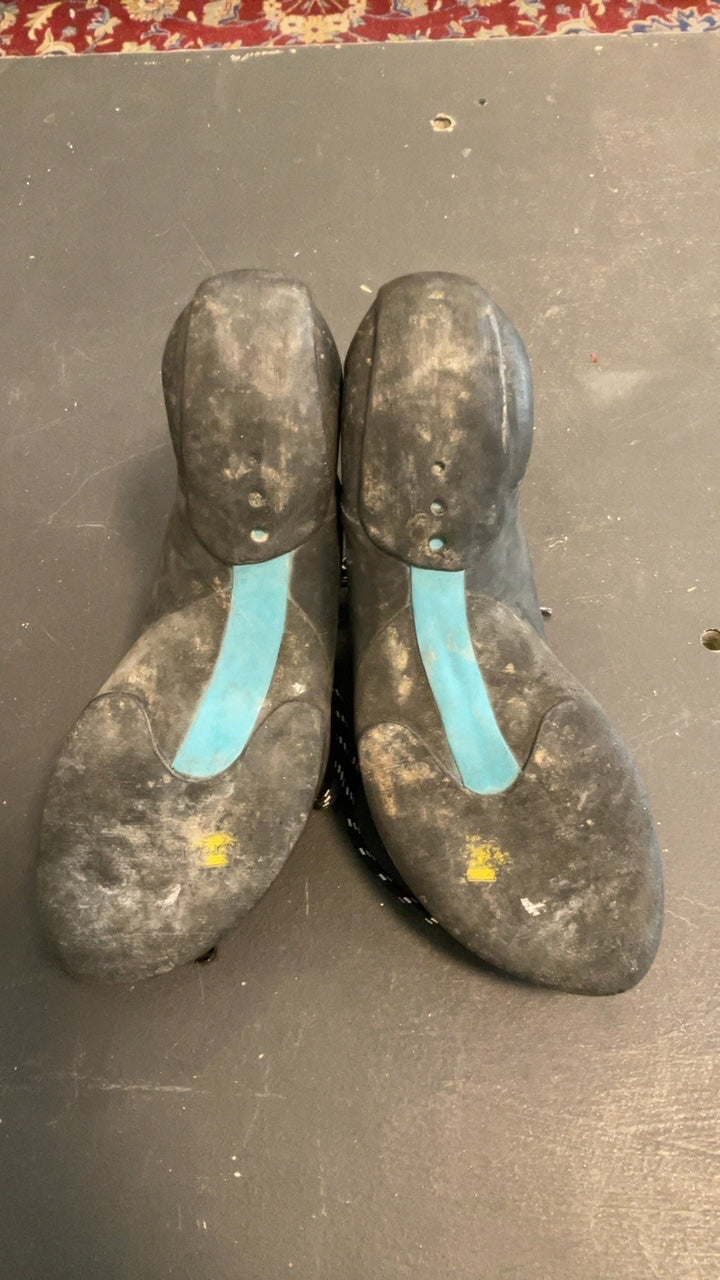 Scarpa Chimera Shoes (Climbing) 9.5/42.5 Black/Blue