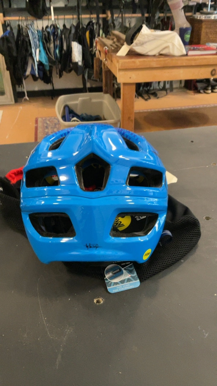 Troy Lee Designs Bike Accessories (Helmet) M/L Blue A2 MIPS