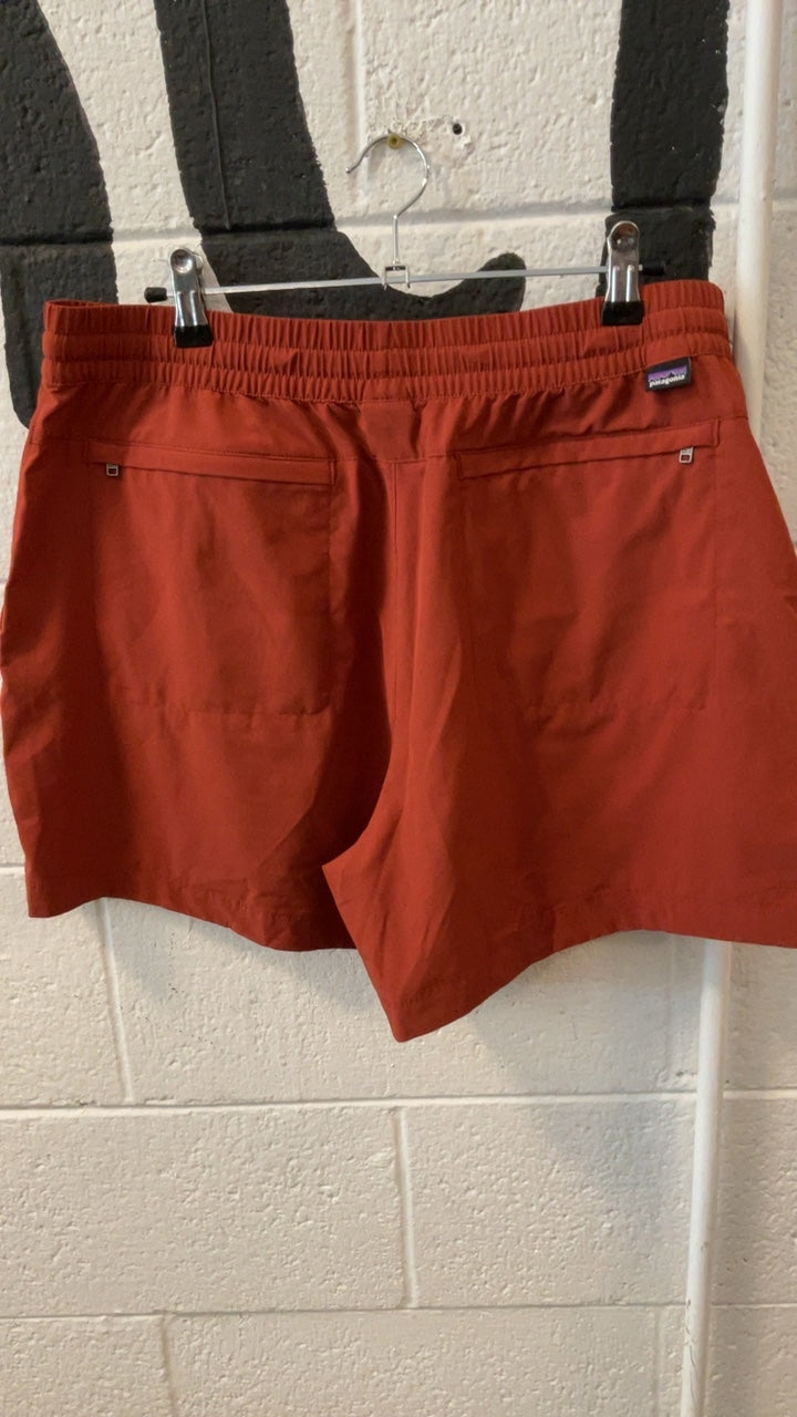 Patagonia Shorts L Red W's Fleetwith