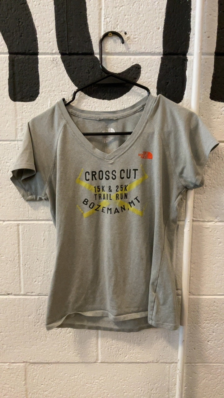 The North Face Athletic T-Shirt S Grey Crosscut Trail Run V-Neck