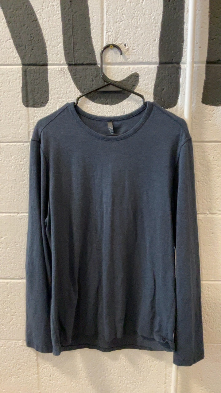 Lululemon Athletic T-Shirt (Longsleeve) L Navy Blue