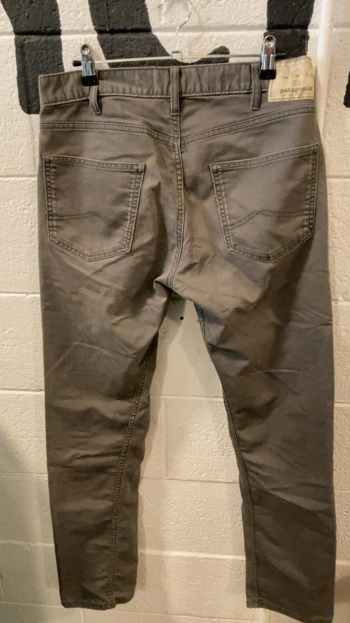 Patagonia Pants 31x32 Grey