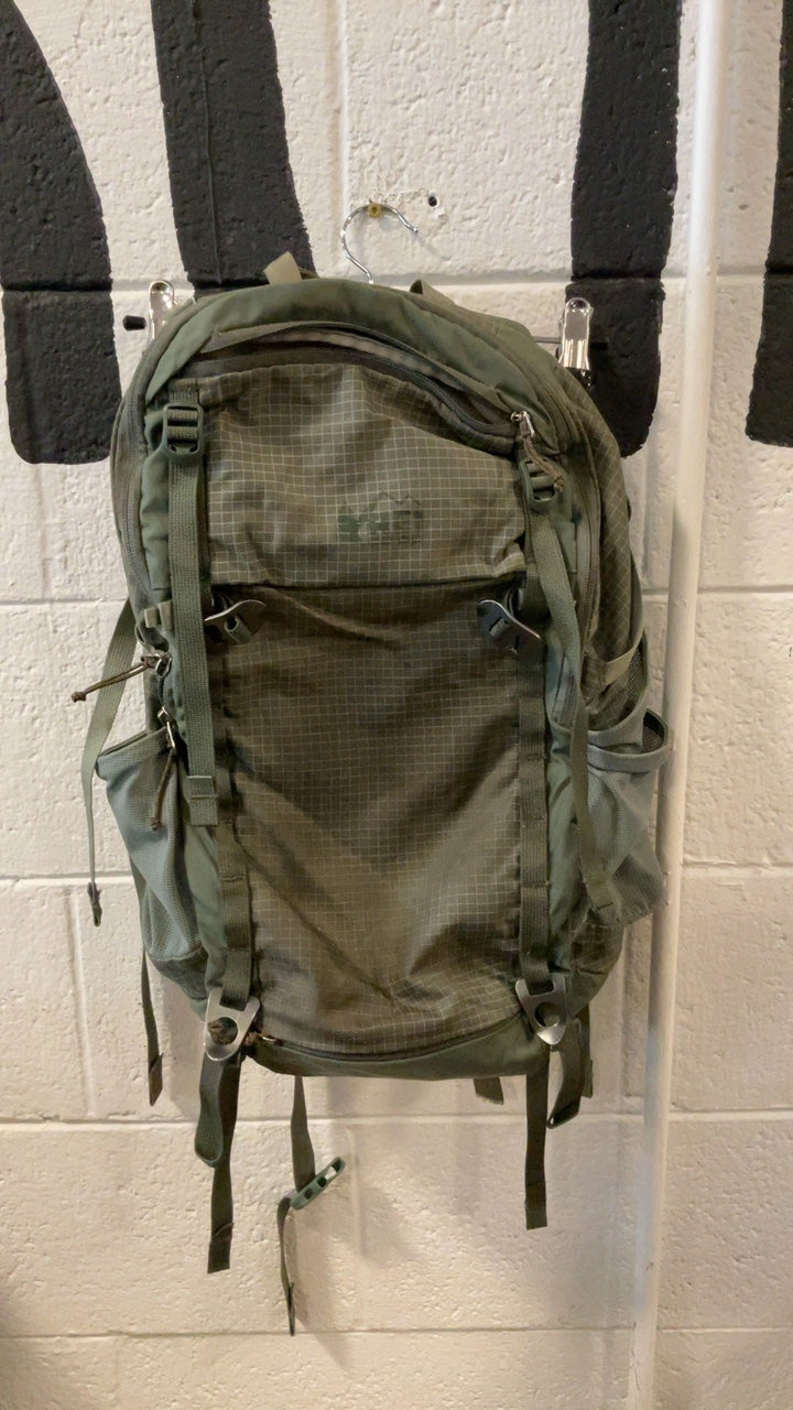 REI Backpack One Size Green Trail 25
