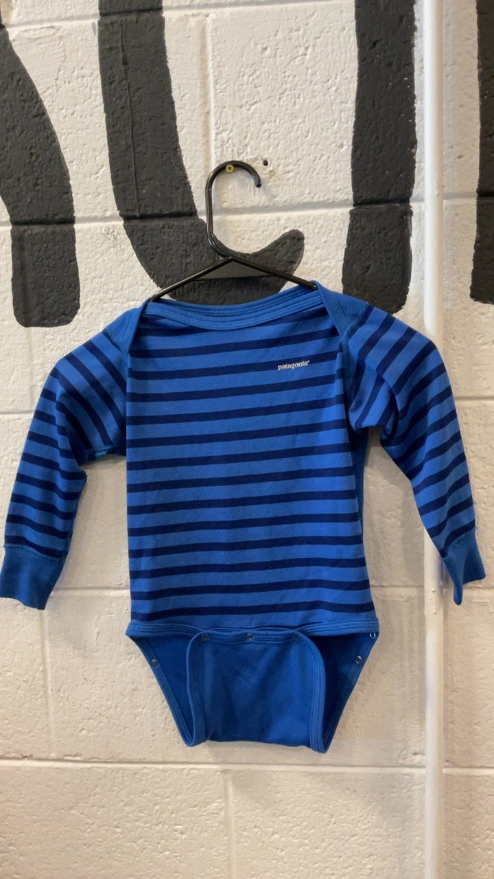 Patagonia Base Layer (Top) Youth 24M Blue Stripe Capilene 3 Midwight