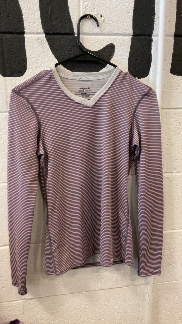 Patagonia Base Layer (Top) XS Purple White Stripe Capilene 2 V-Neck