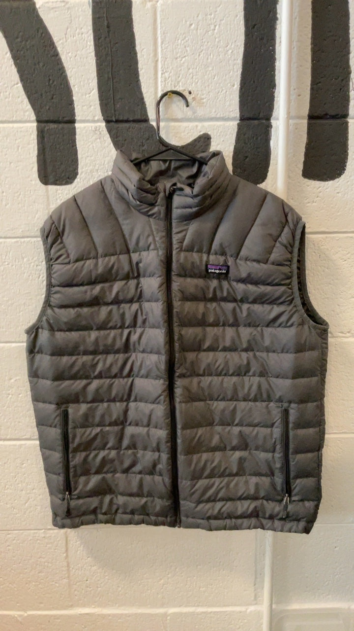 Patagonia Down Sweater Vest L Grey