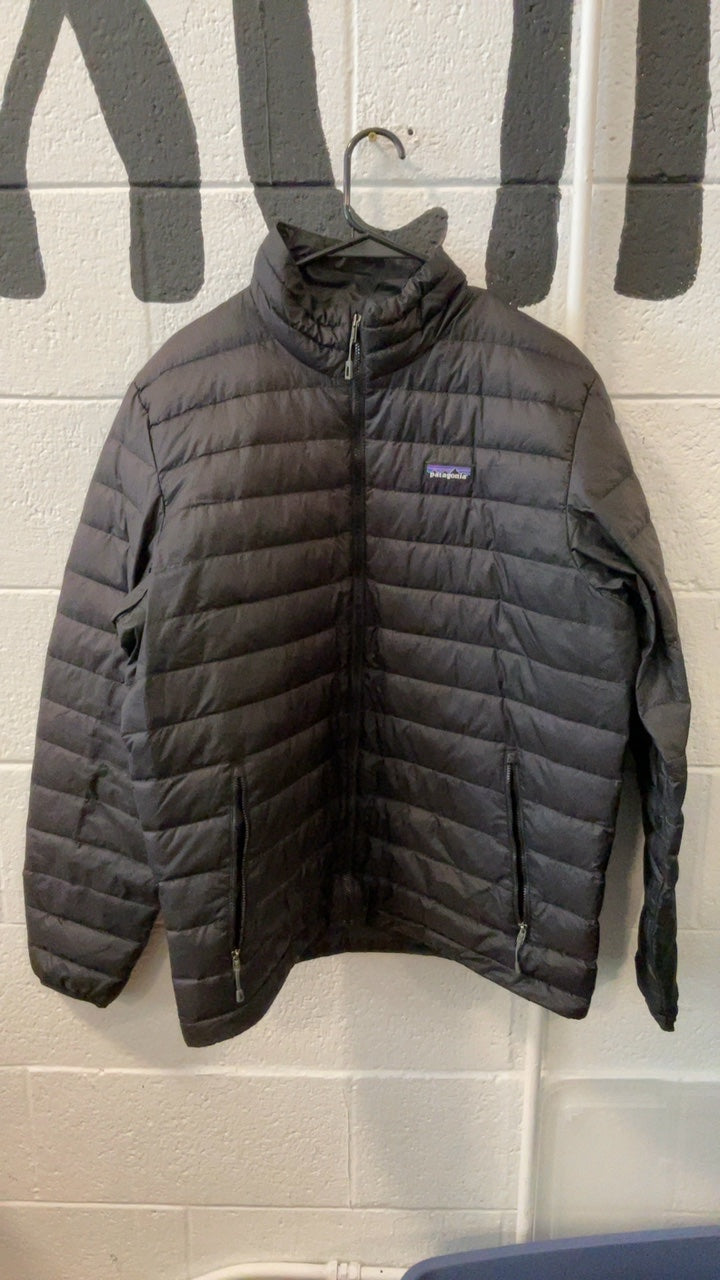 Patagonia Down Jacket L Black Down Sweater