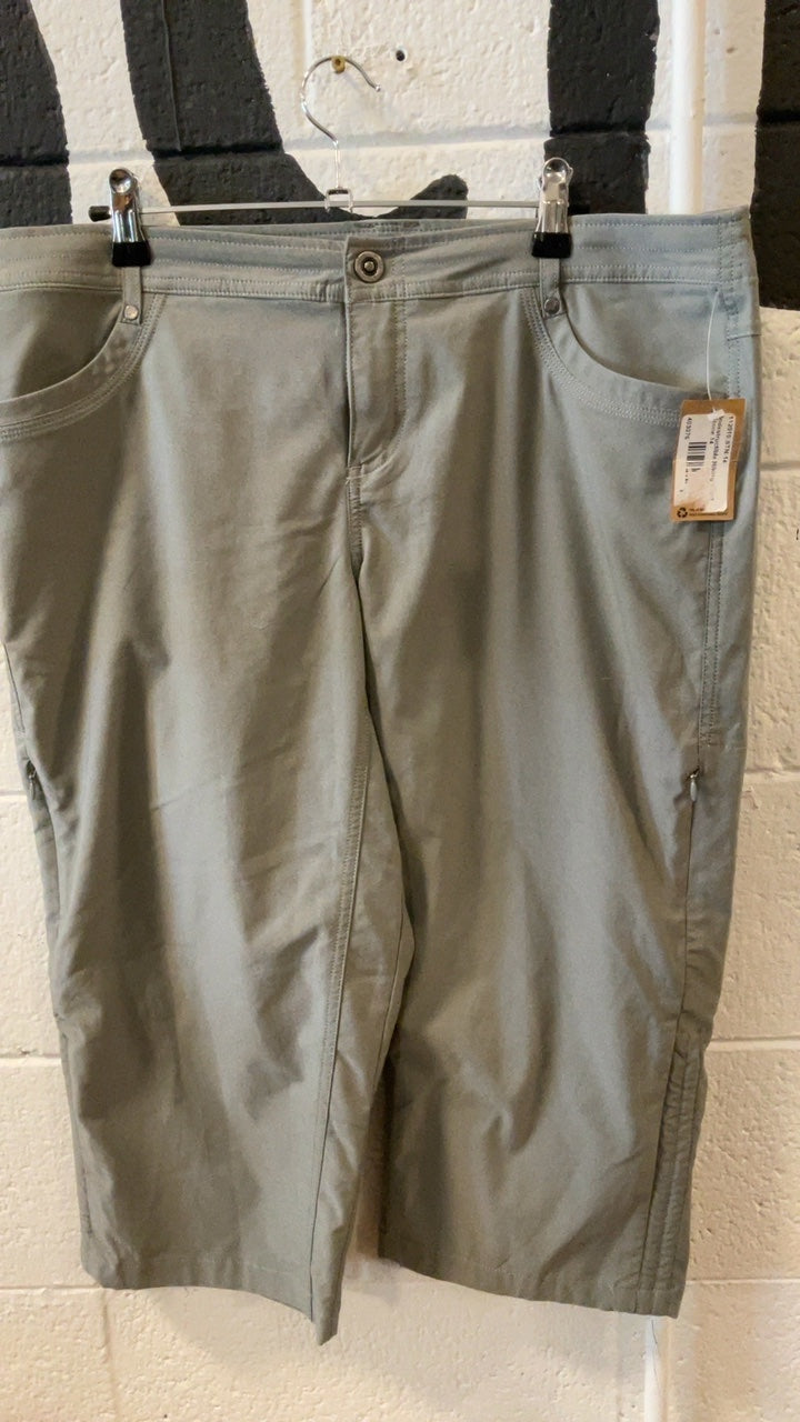 KUHL Trekr Kapri Pants 14 Grey