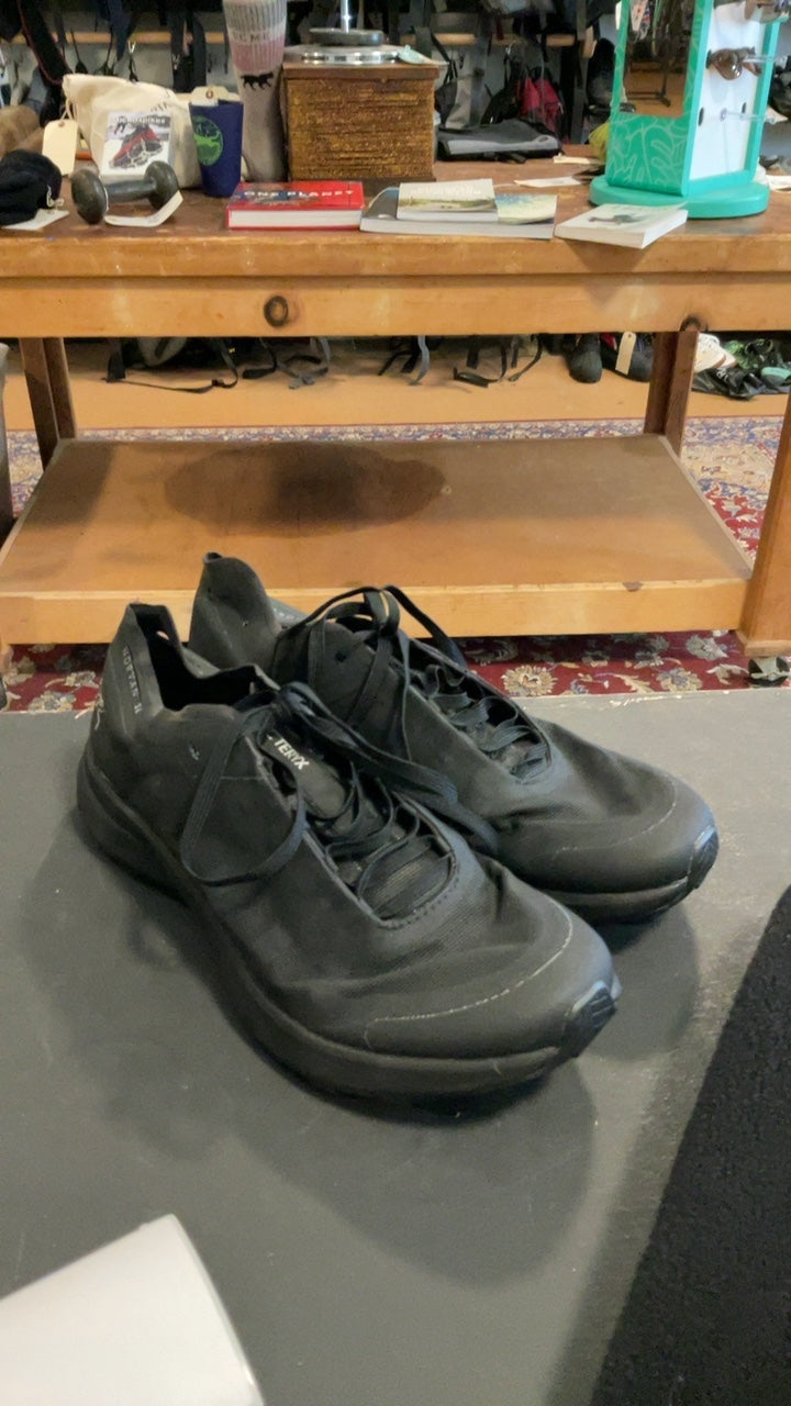 Arcteryx Shoes 7.5 Black Norvan SL